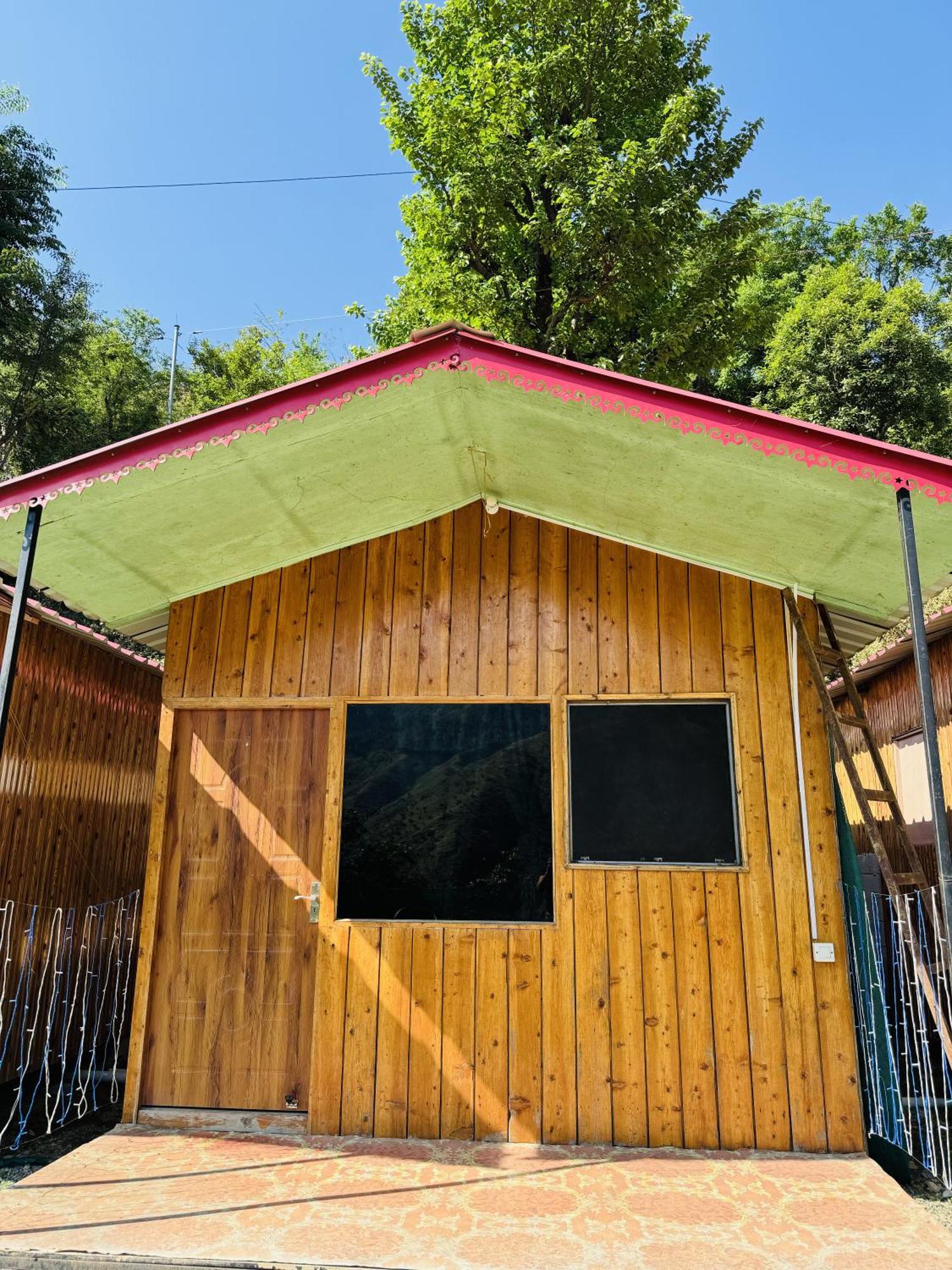 Chakrata Heights Resort Kaliana Экстерьер фото